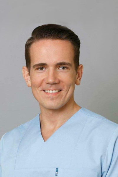 Dr. Köböl Zsolt